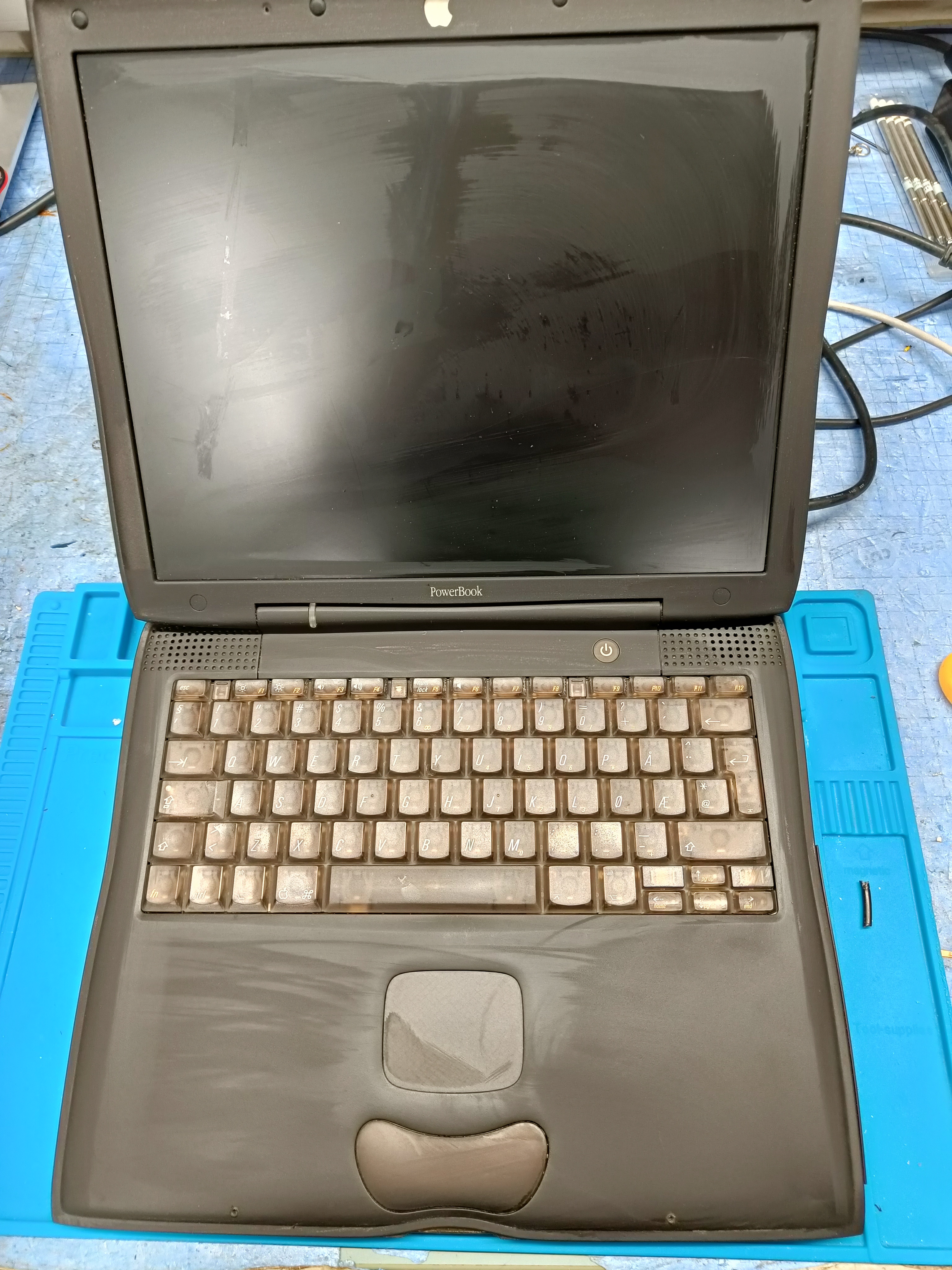 PowerBook G3 400MHz Pismo